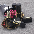 Smudge-Proof Liquid Liner