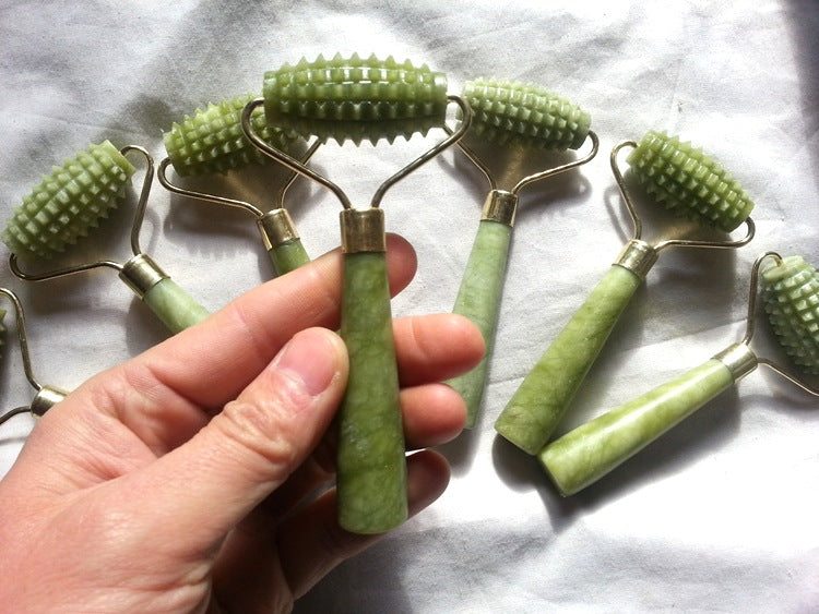 Jade Roller Massager - Online Beauty Cart