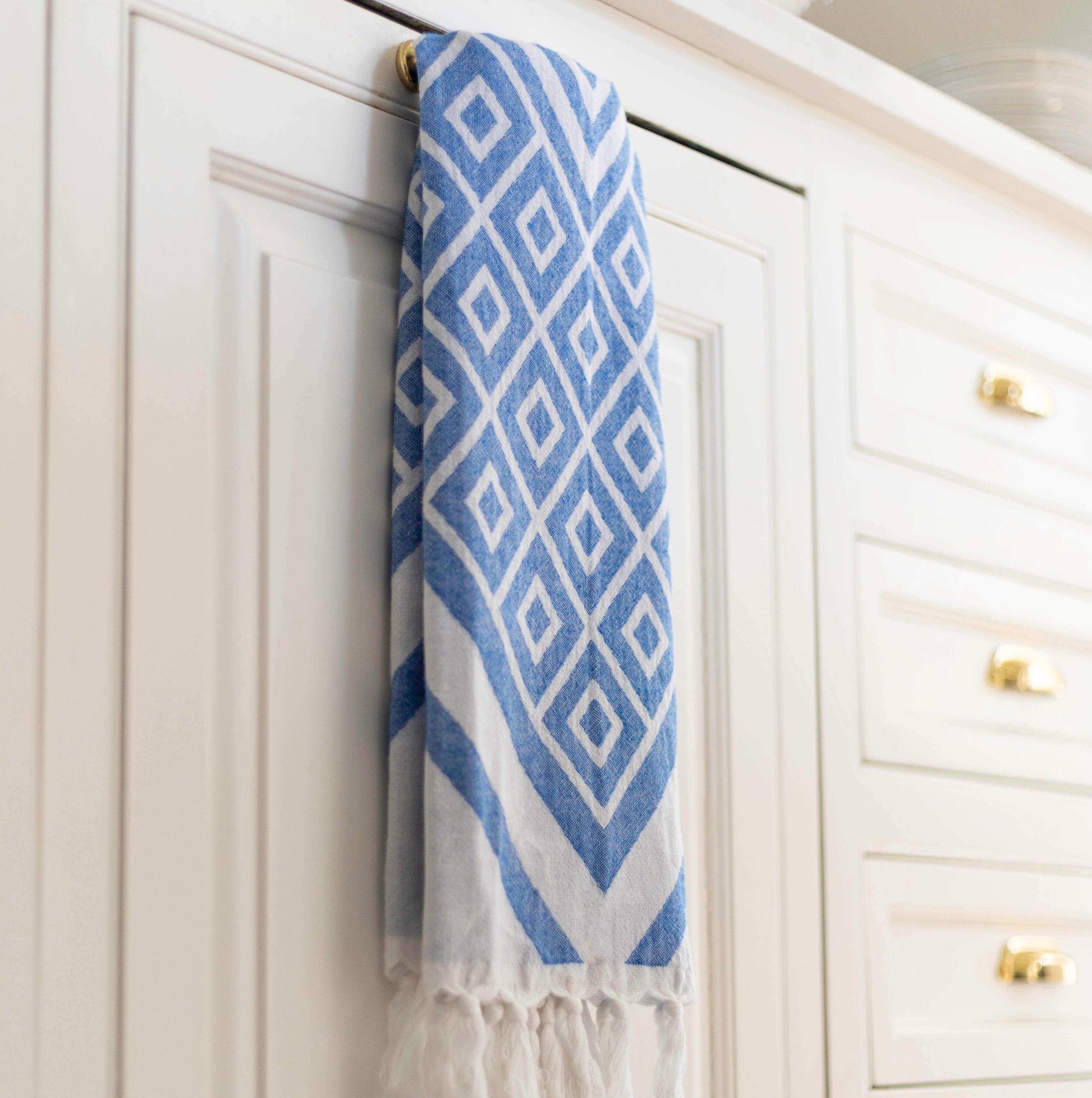 Turkish Towels Canada | Hand Towel | Blue + White - Online Beauty Cart
